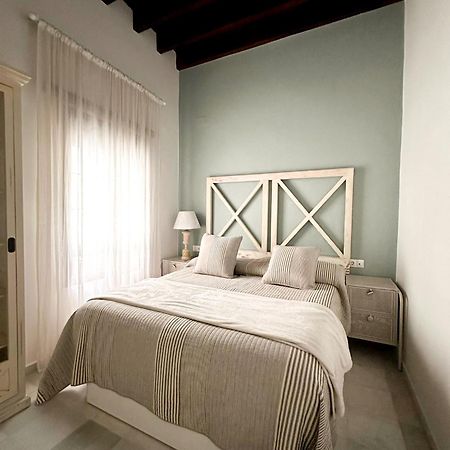 Atico Duplex Triana , Sevilla Exterior foto