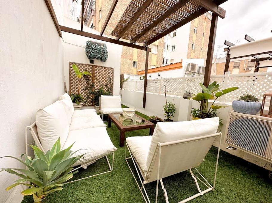 Atico Duplex Triana , Sevilla Exterior foto